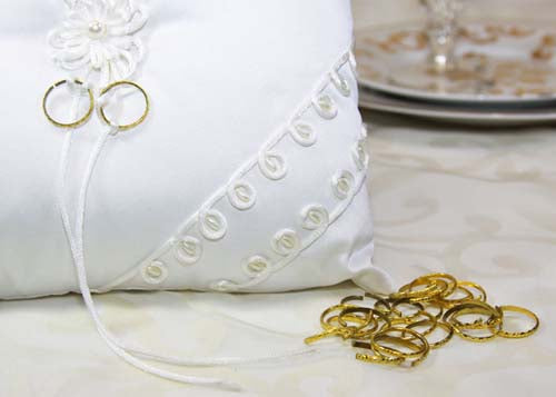 Plastic Gold Ring (144 Pieces)