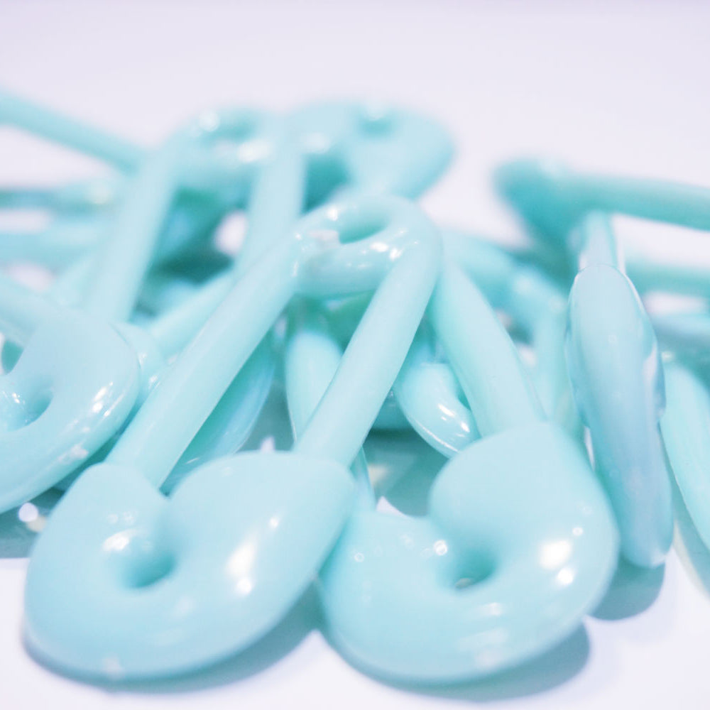 Plastic Baby Safety Pin Favors 2.5" ( 72 pieces) Blue